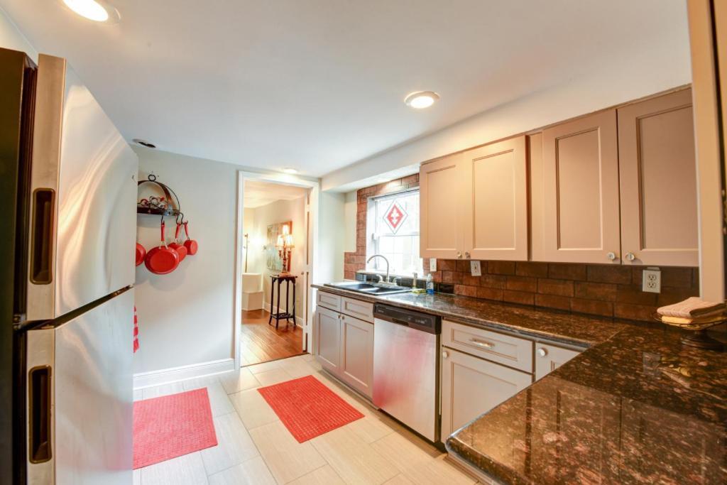 Step Into The French Quarter Apartment Ню Орлиънс Екстериор снимка